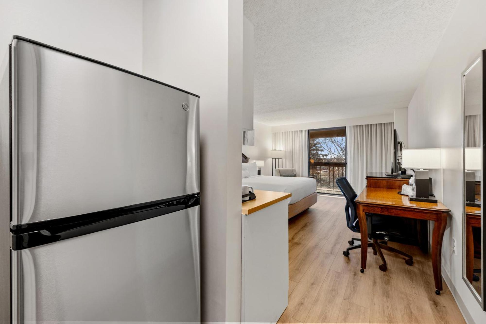 Delta Hotels By Marriott Mount Pleasant Racine Exterior foto