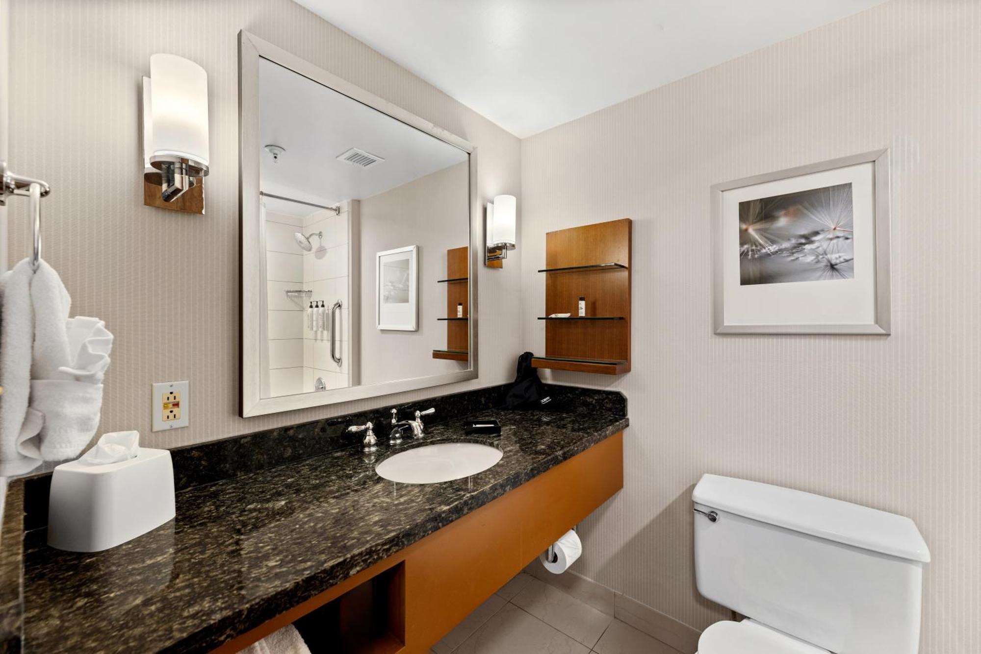 Delta Hotels By Marriott Mount Pleasant Racine Exterior foto